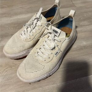 Vans UltraRange VR3 sneakers